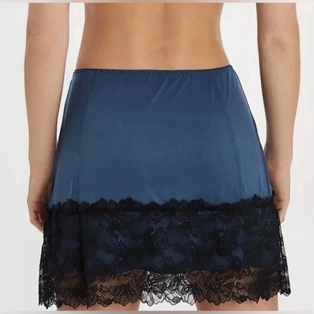 NWT Free People Intimately Party Crashers Half Slip Navy Black Lace Sz S